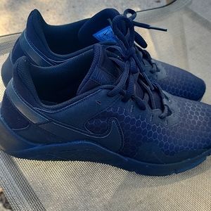 Nike Legend Essential 2 Training Shoes